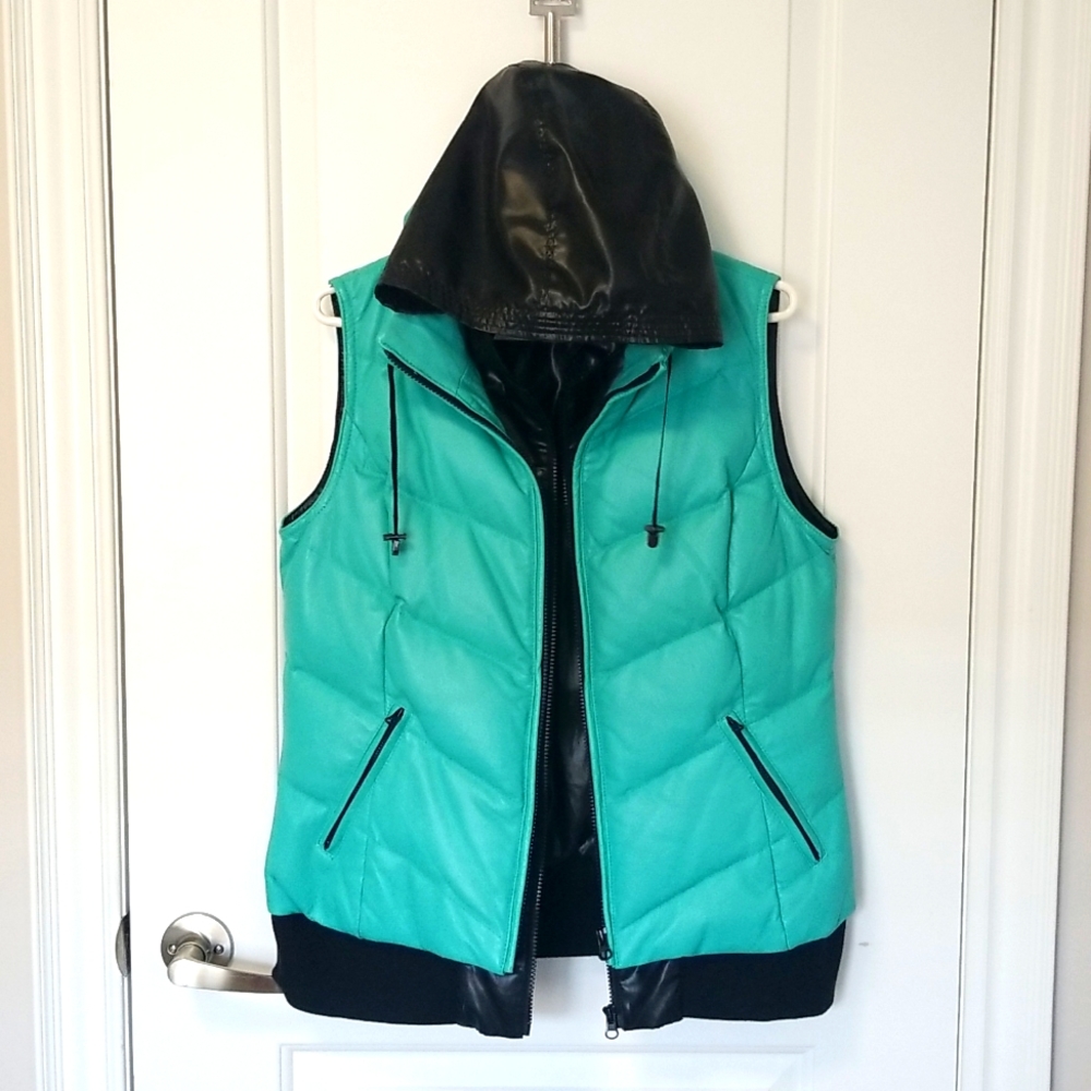 Blink faux leather vest, blue and black, medium - Picture 2 of 9